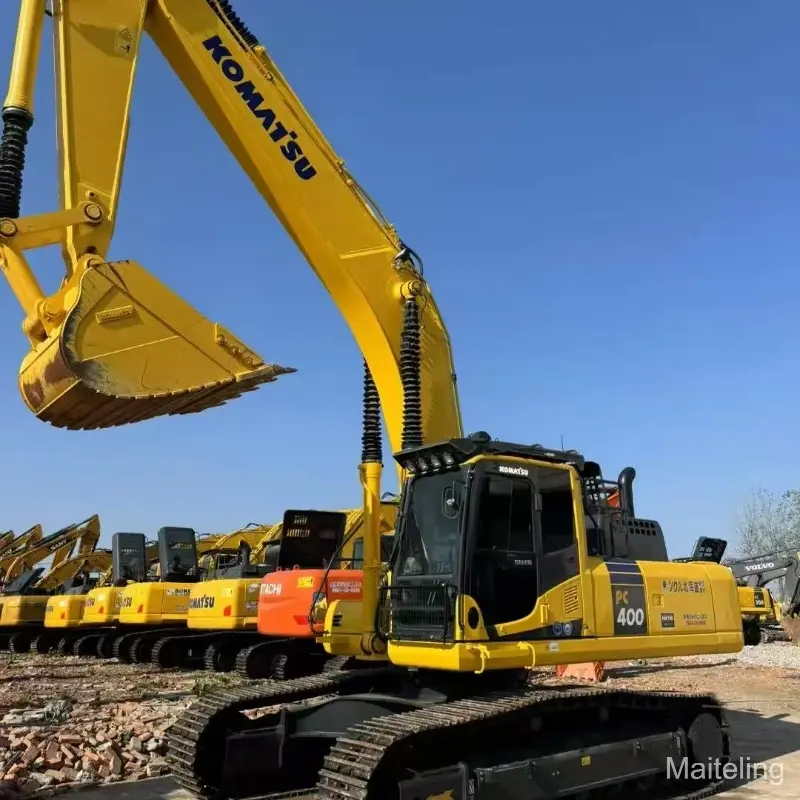 Pelle lourde Komatsu 400 d'occasion, engins de chantier, faibles coûts d'entretien